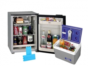 Холодильники, изотермические контейнеры и сумки